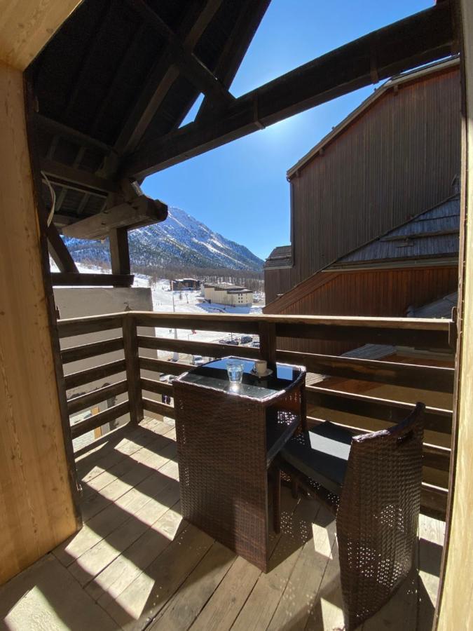 L'Etesy, rénové en 2021, pied des pistes et spa Montgenèvre Exterior foto