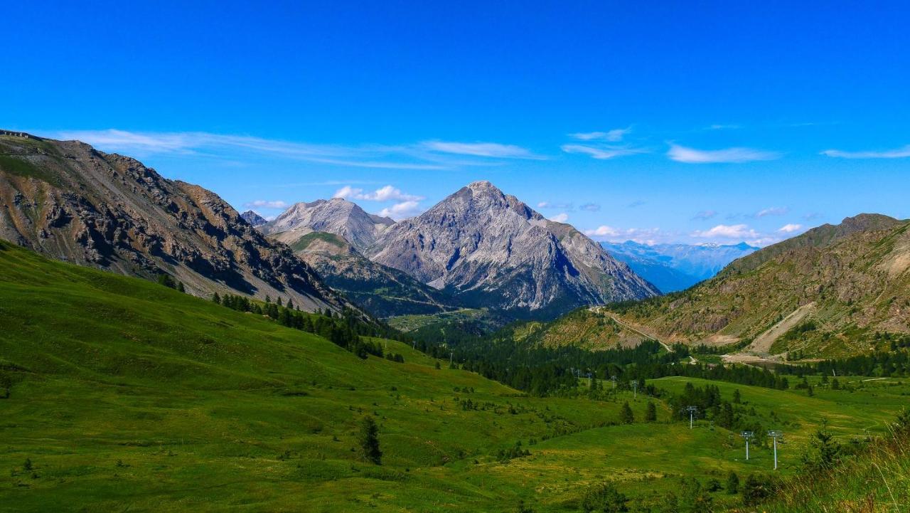 L'Etesy, rénové en 2021, pied des pistes et spa Montgenèvre Exterior foto
