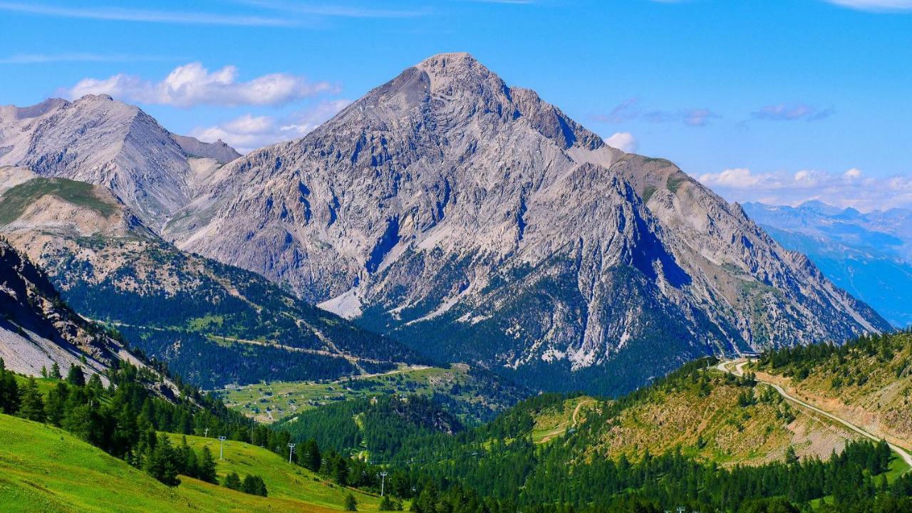 L'Etesy, rénové en 2021, pied des pistes et spa Montgenèvre Exterior foto