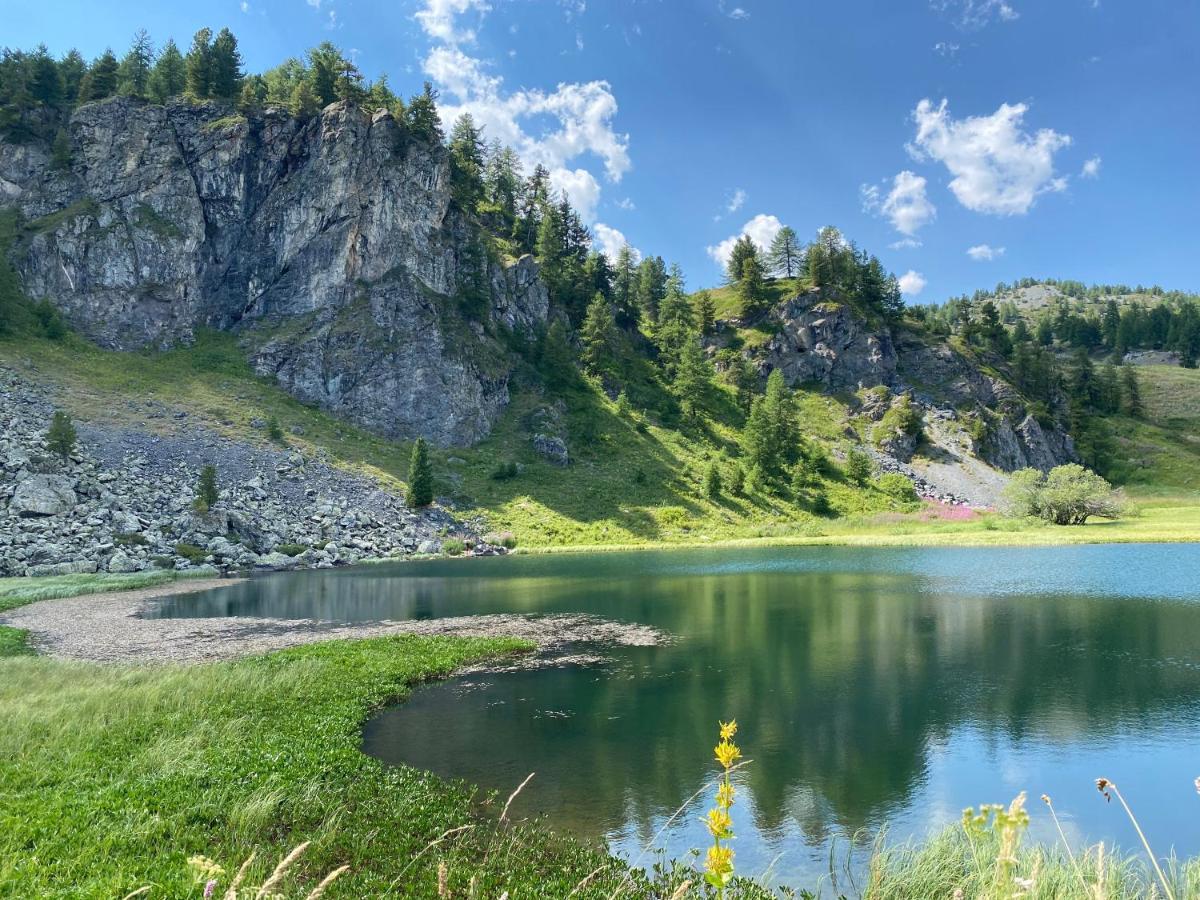 L'Etesy, rénové en 2021, pied des pistes et spa Montgenèvre Exterior foto